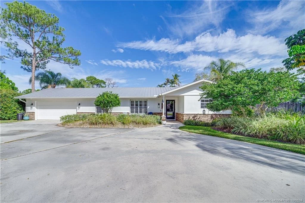Photo of 1119 NW Fork Road