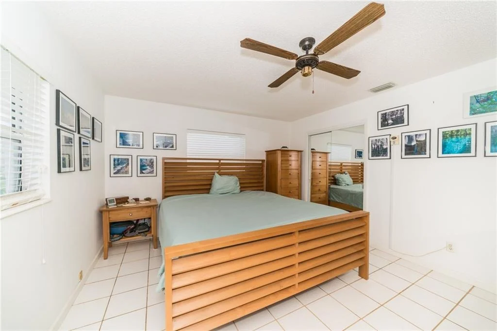 Photo of 2350 NW Sunset Boulevard
