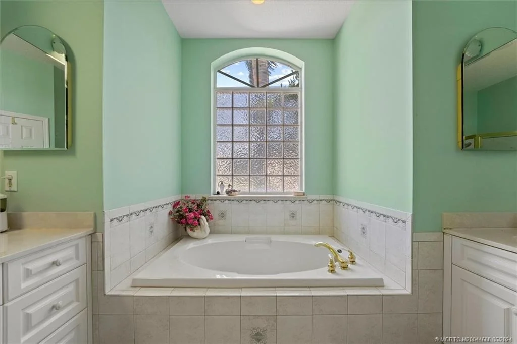 Photo of 3375 SE Court Drive