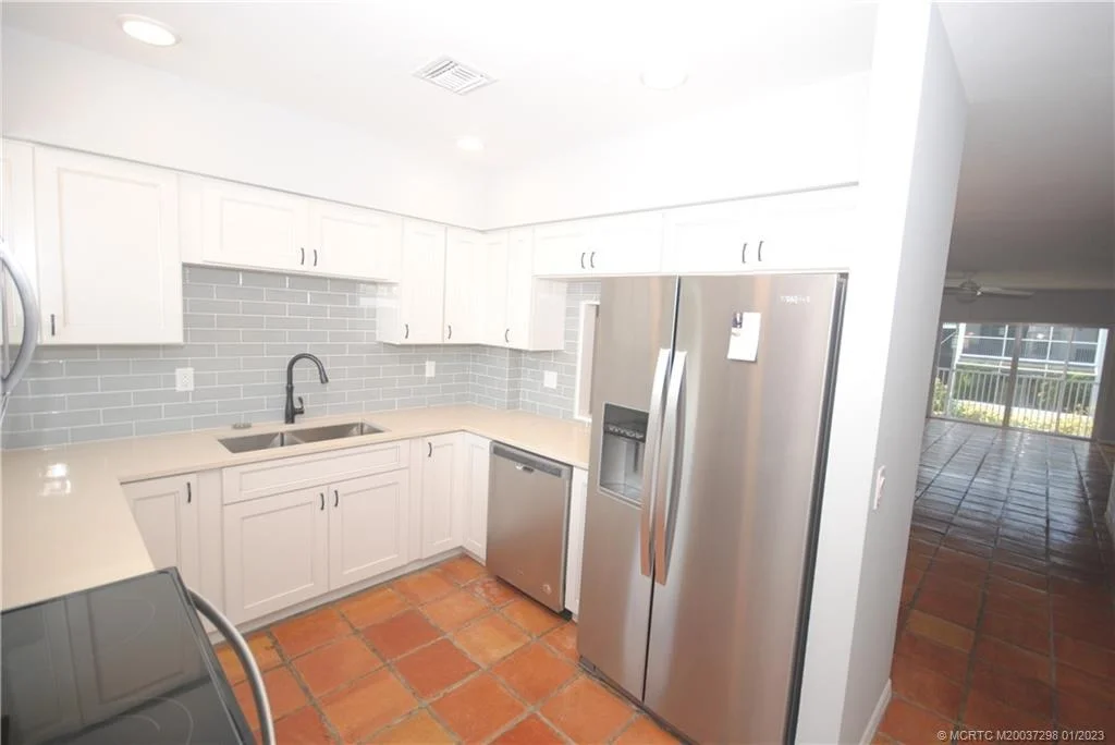 Photo of Unit A3 at 630 SE Ocean Boulevard