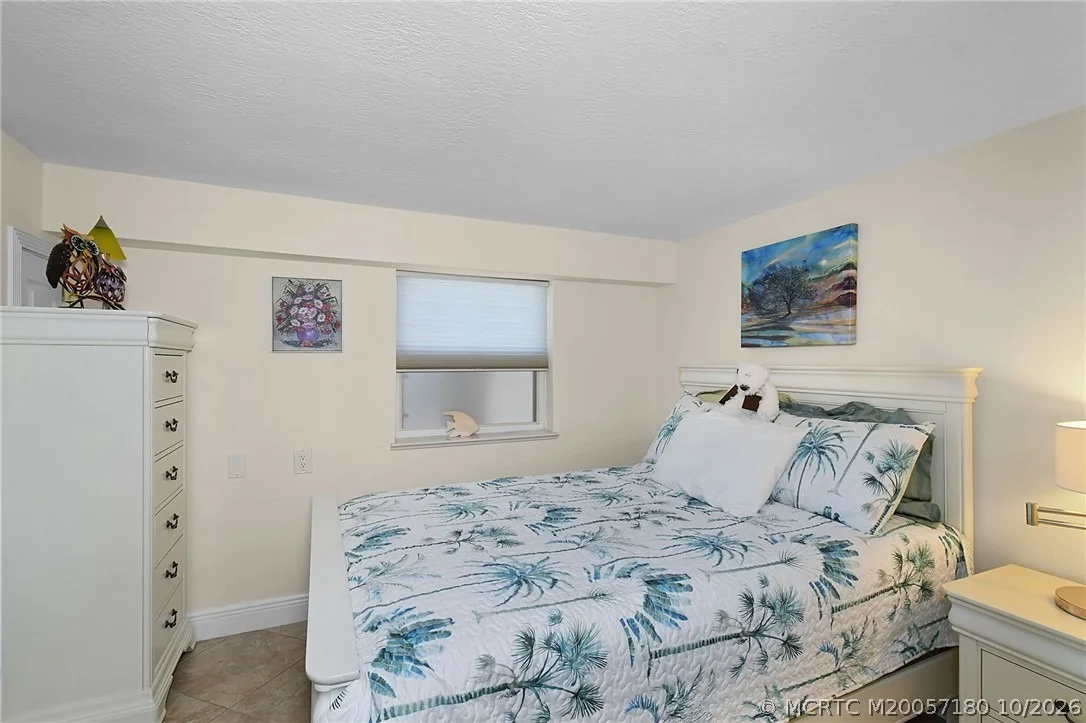 Photo of 4 Nettles Boulevard