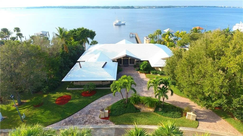 Photo of 14 Castle Hill Way