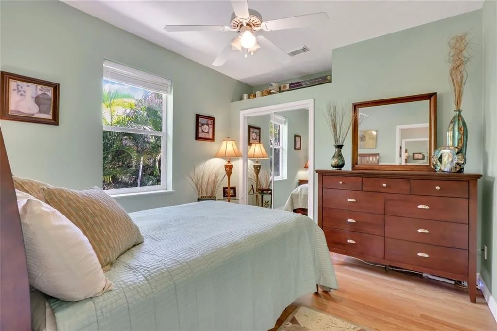 Photo of 4310 SE Bayshore Terrace