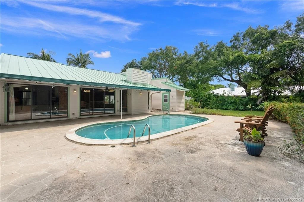Photo of 3 Gumbo Limbo Way