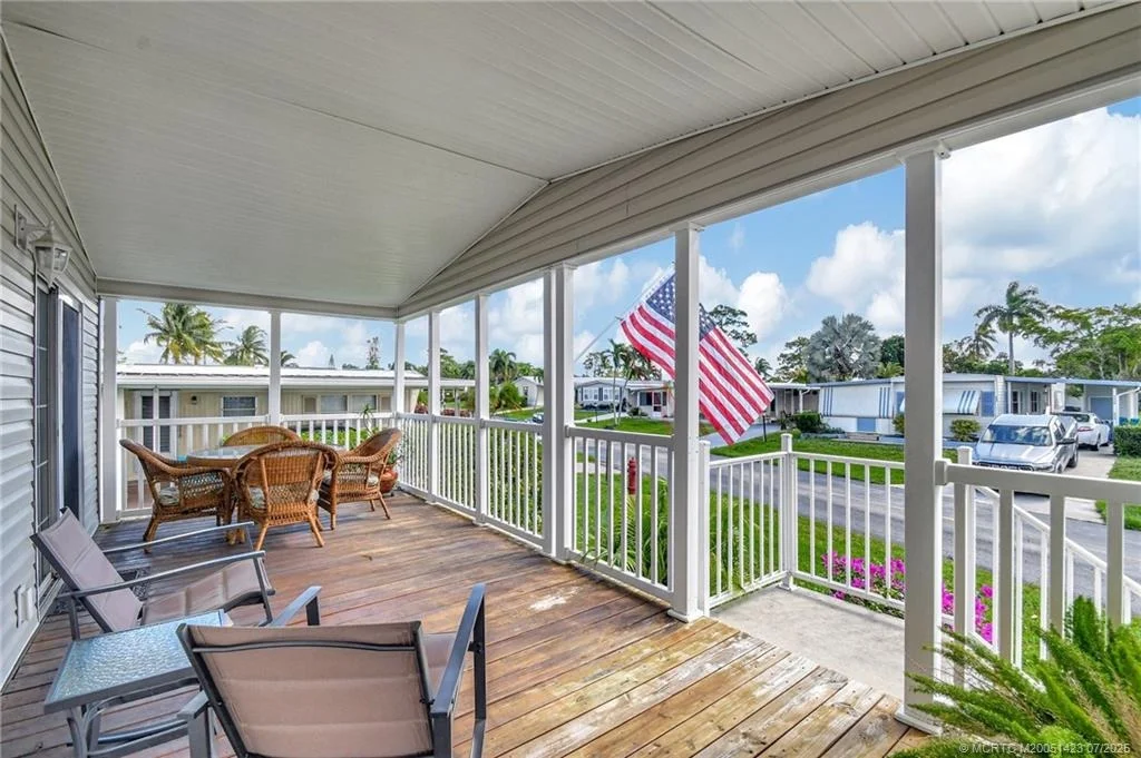 Photo of 4449 Royal Manor Boulevard