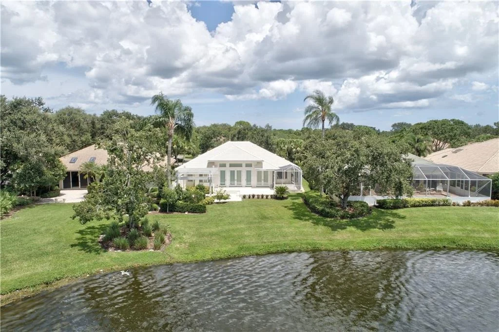 Photo of 3422 SE Cambridge Drive