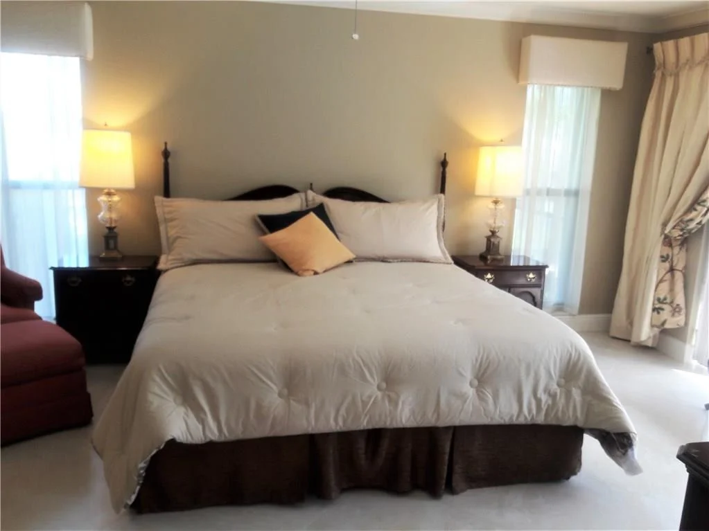 Photo of 3422 SE Fairway W