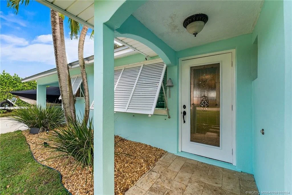 Photo of 1521 Venus Avenue