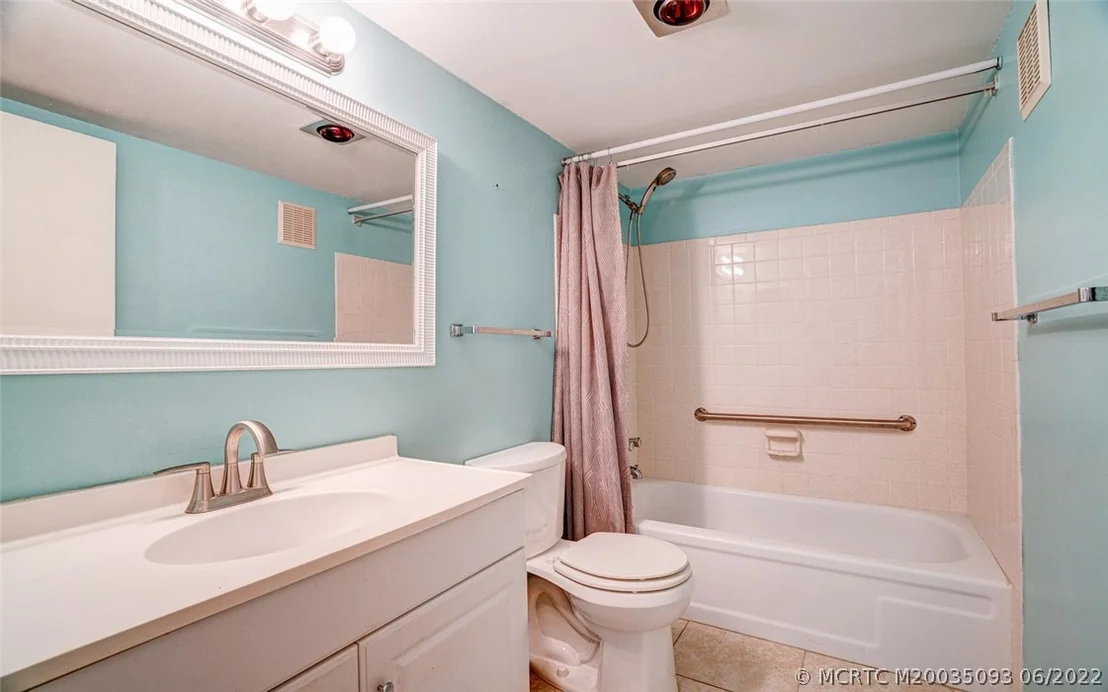 Photo of Unit 404 at 2950 SE Ocean Boulevard