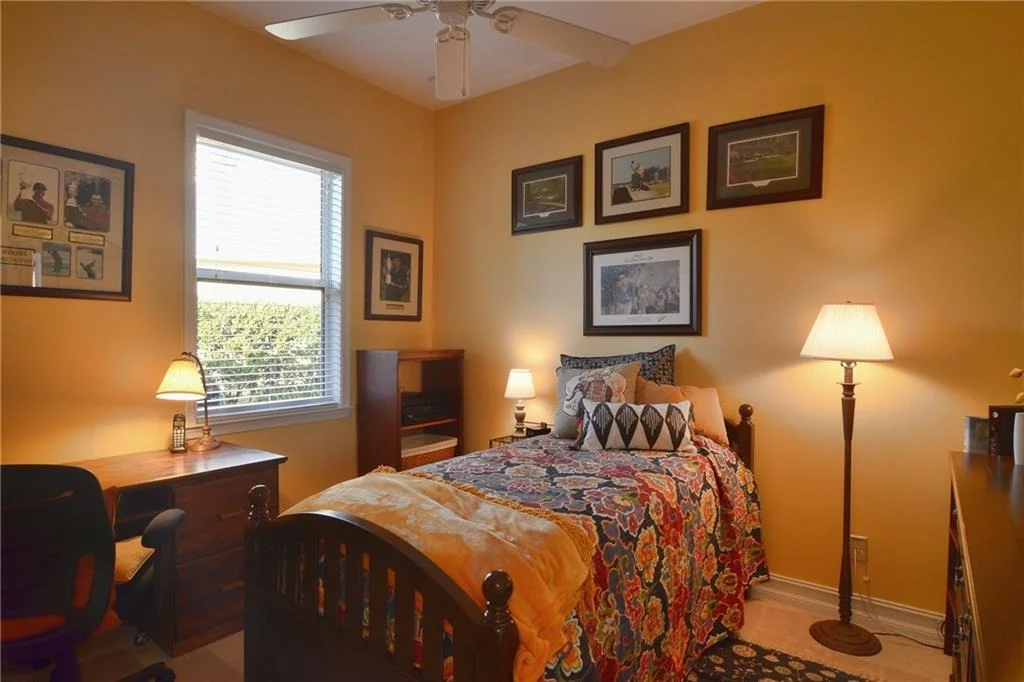Photo of 2454 NW Hummingbird Circle