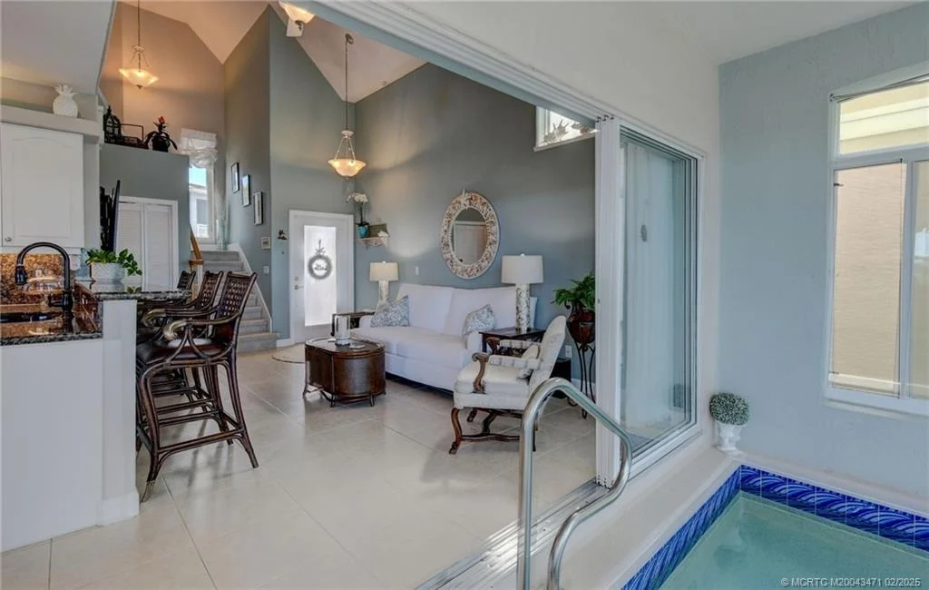 Photo of 2 Nettles Boulevard