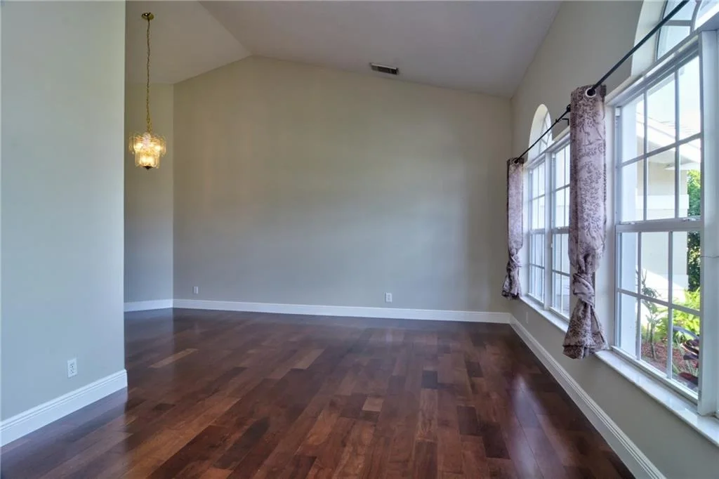Photo of 8802 SW Avocado Lane