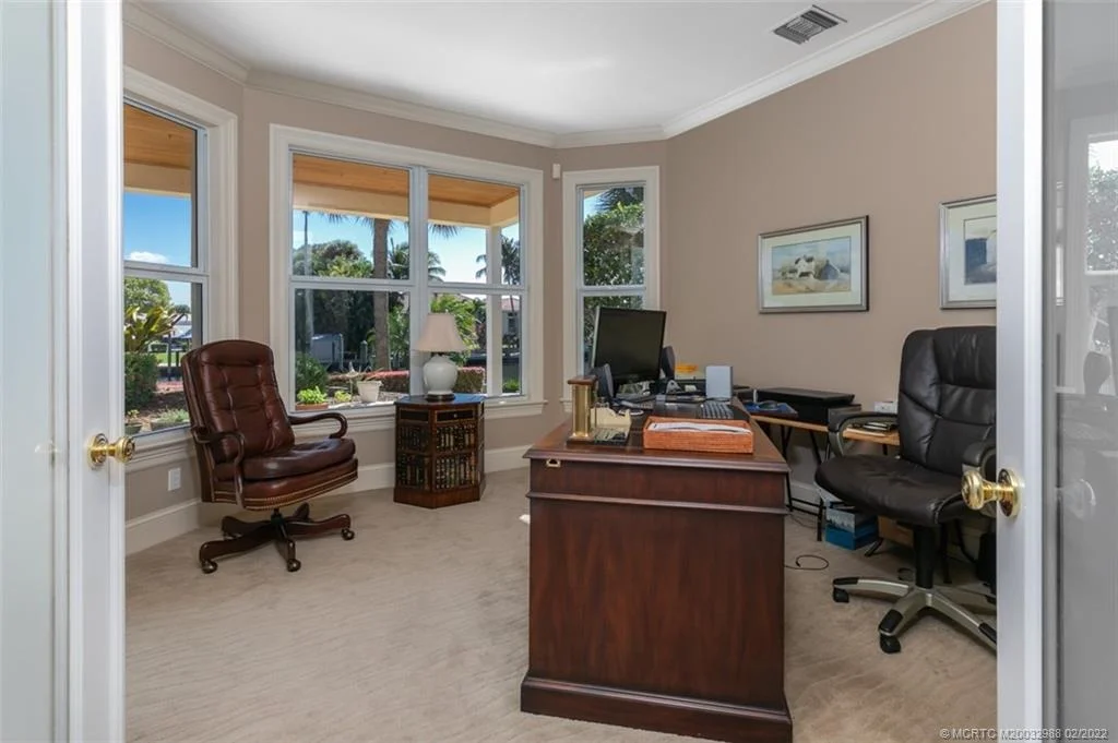 Photo of 5914 SE Horseshoe Point Road