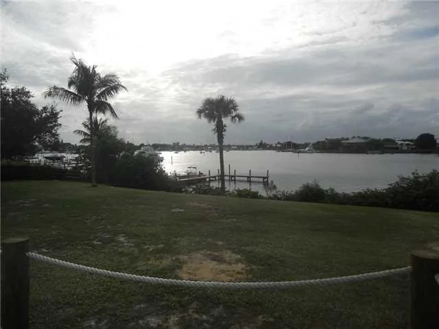 Photo of 4619 SE Quail Trail