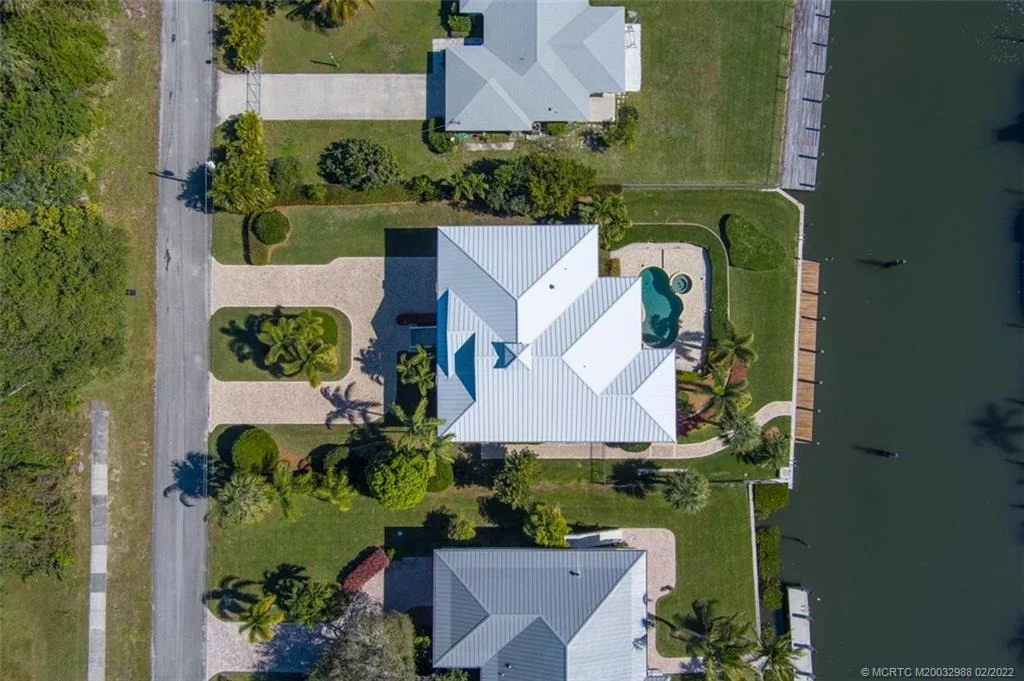 Photo of 5914 SE Horseshoe Point Road