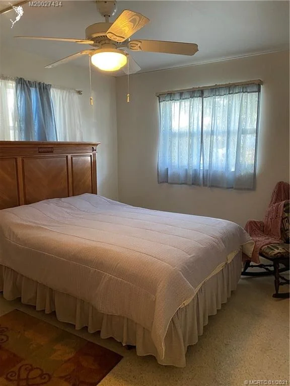 Photo of 907 SE 10th Street