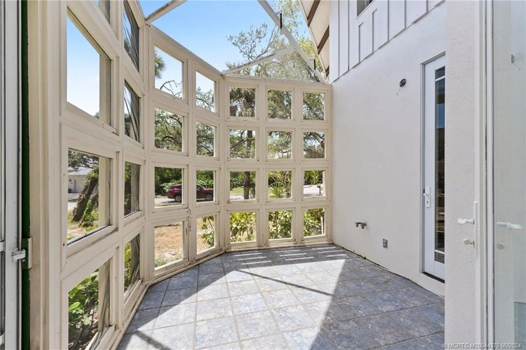 Photo of 12 Oakwood Drive