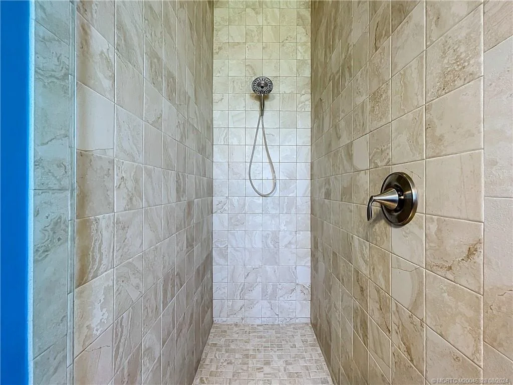 Photo of 4459 SE Bayshore Terrace