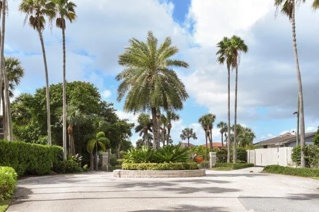 Photo of 4360 NE Joes Point Road
