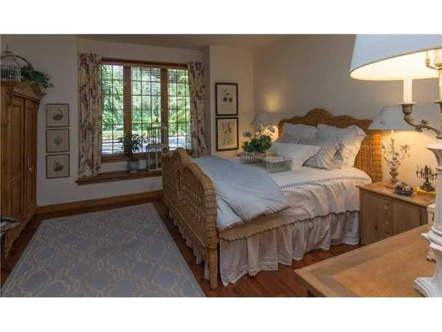 Photo of 22 CASTLE HILL Way