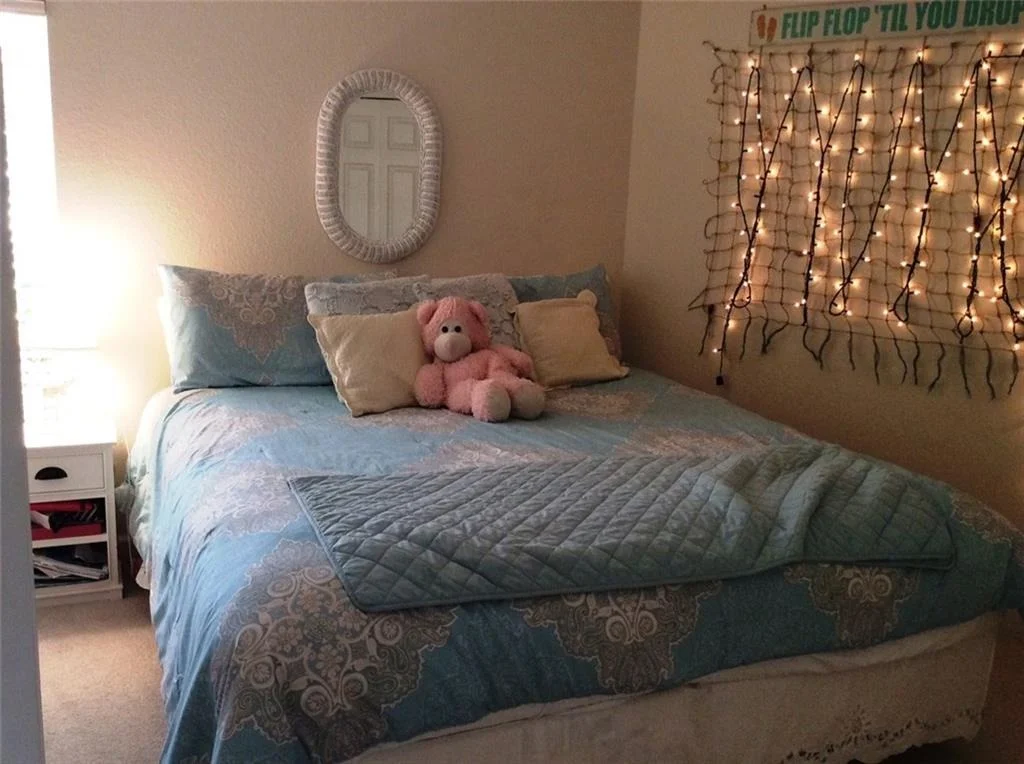 Photo of 845 Nettles Boulevard