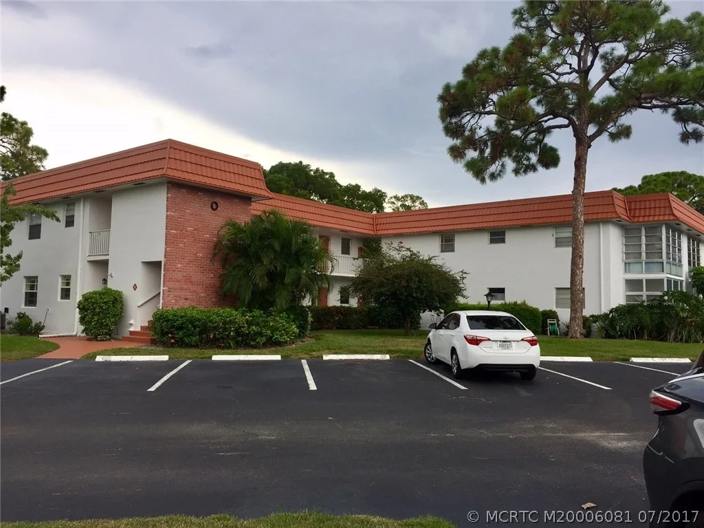 Photo of Unit O7 at 2600 SE Ocean Boulevard