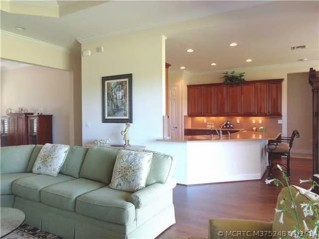 Photo of 593 SE Tres Belle Circle