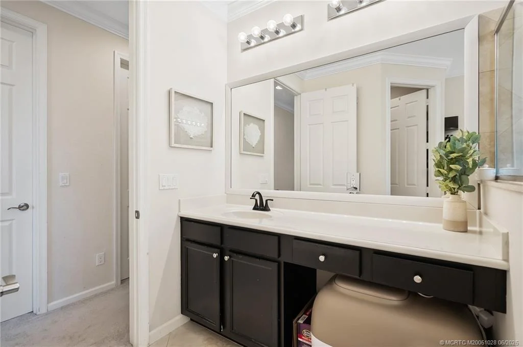Photo of 6046 SE Split Oak Trail