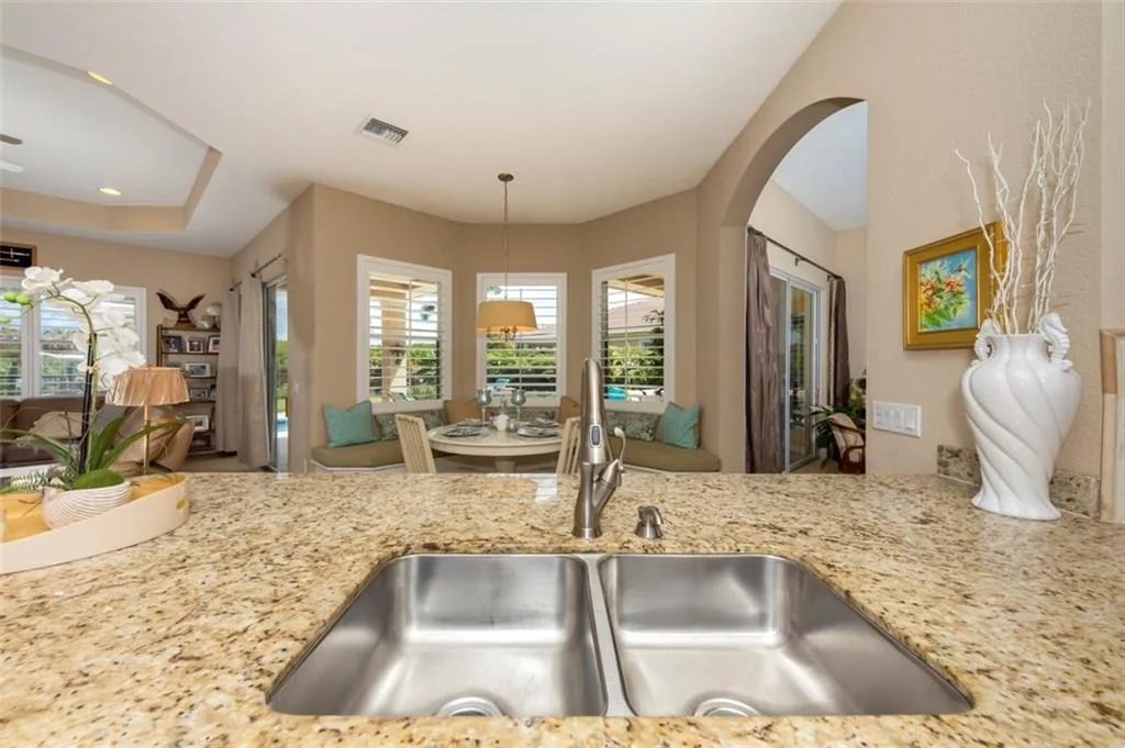 Photo of 455 SW Lost River Road