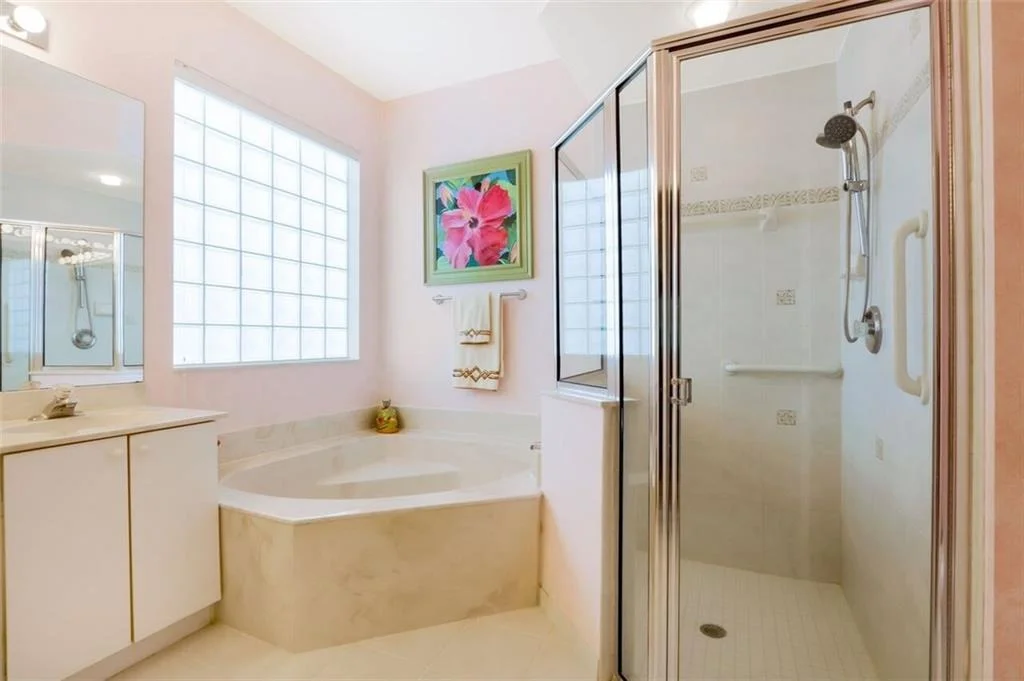 Photo of 3360 SE Fairway Oaks Trail SE