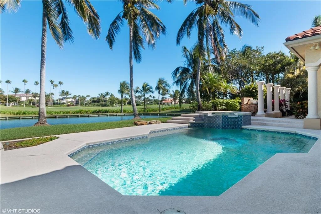 Photo of 7025 SE Harbor Circle