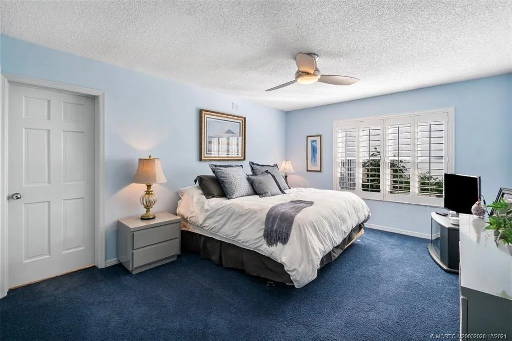 Photo of 6947 SE Harbor Circle