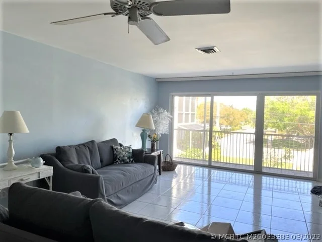 Photo of Unit B4 at 630 SE Ocean Boulevard