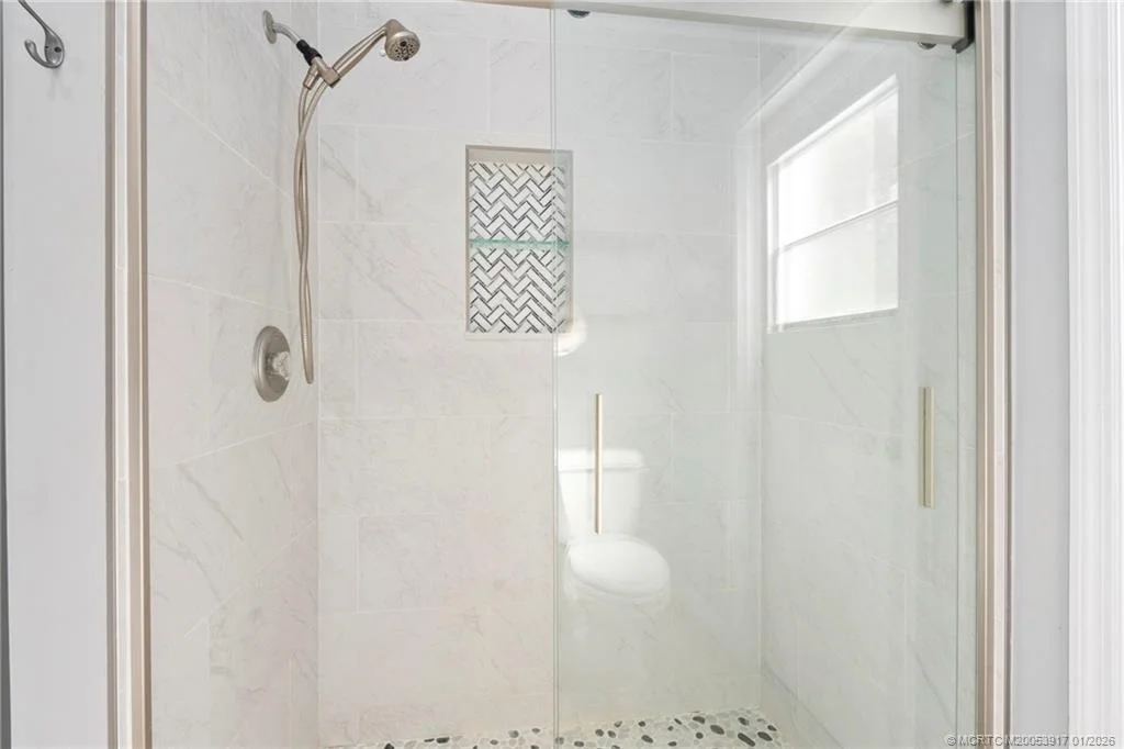 Photo of 449 SE Southwood Trail