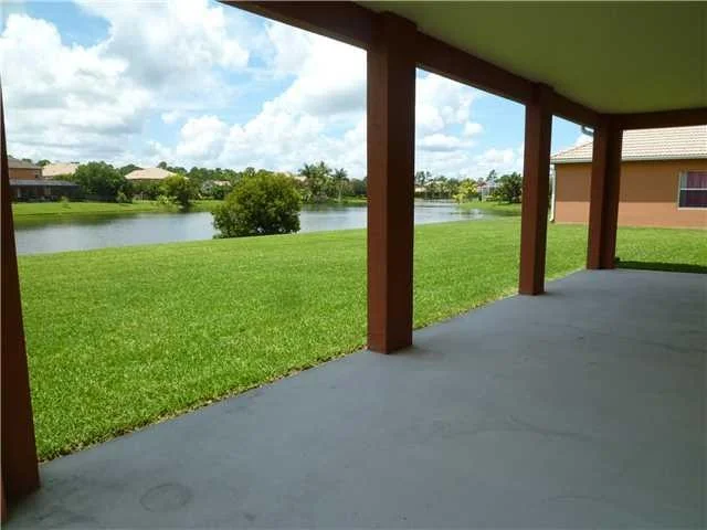 Photo of 1994 SW Panther Trace