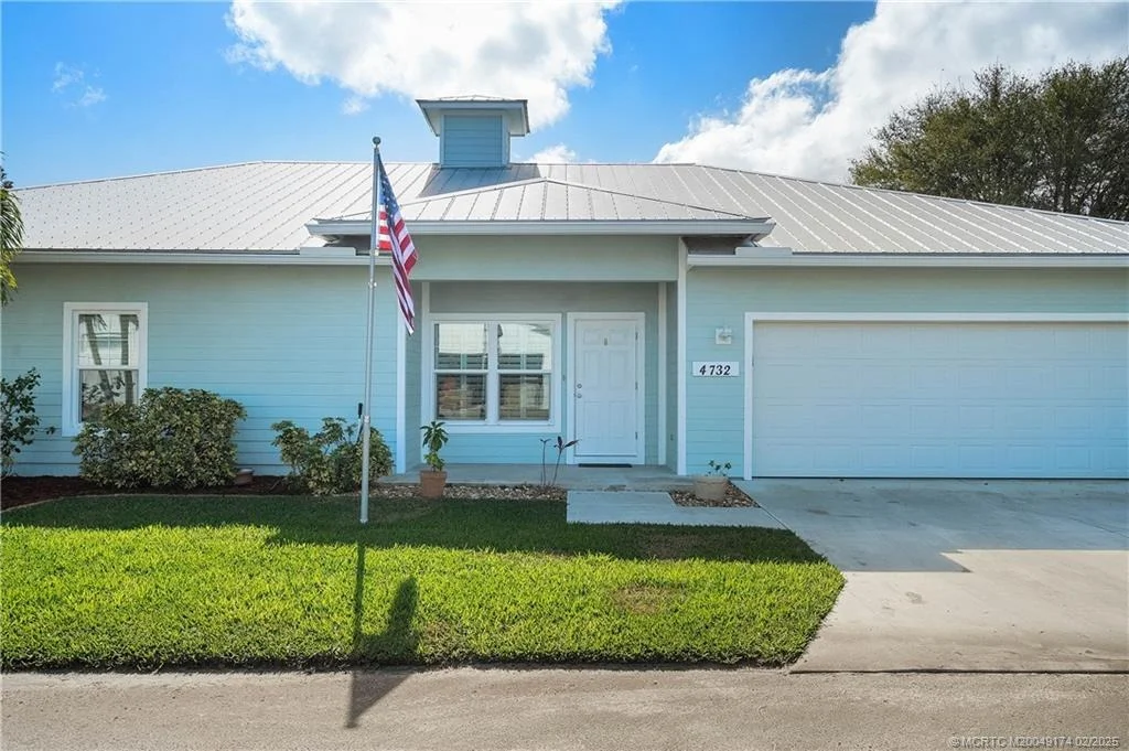 Photo of 4732 SE Starling Way