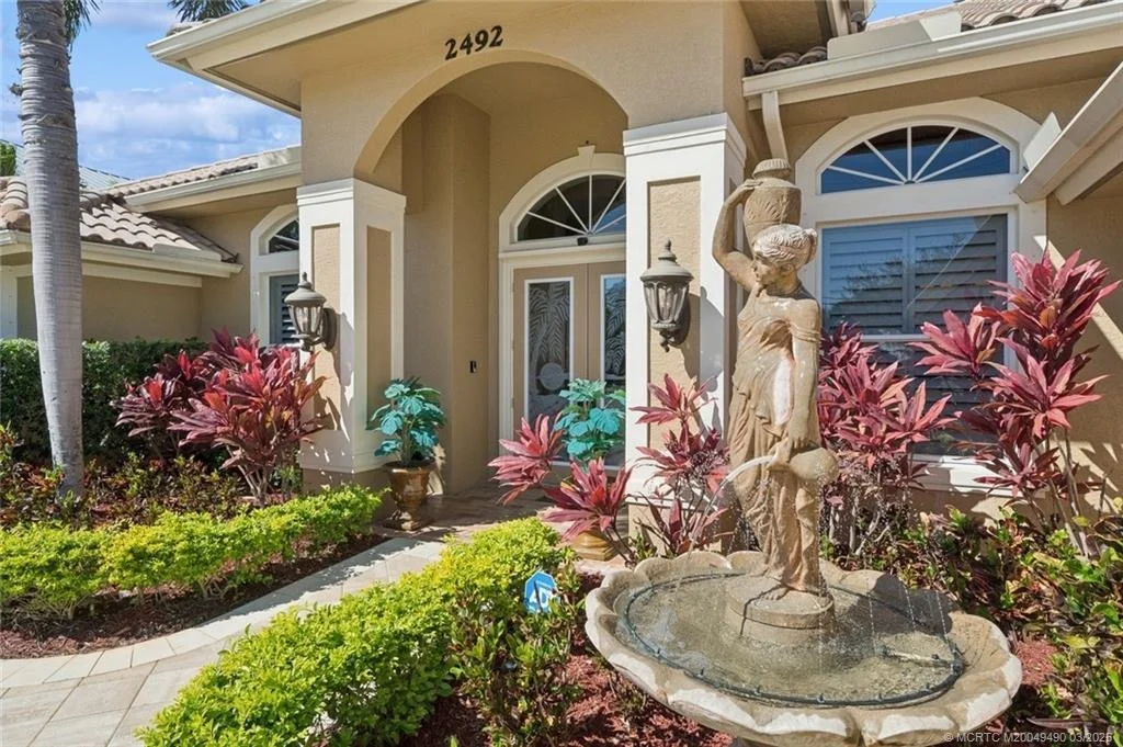 Photo of 2492 NW Everglades Boulevard