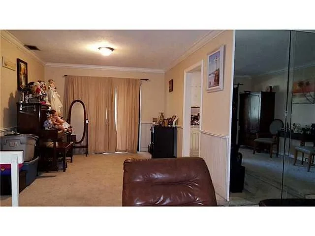 Photo of 275 SW Salerno Circle