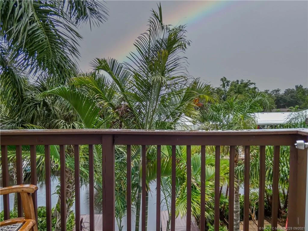 Photo of 765 SW Rustic Circle