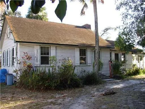 Photo of 1480 NE DIXIE Highway