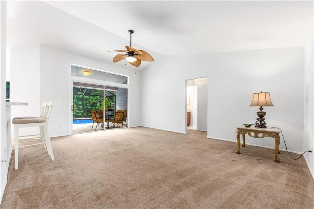 Photo of 542 SW Timber Trail