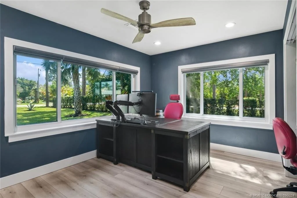 Photo of 1476 NW Pine Lake Drive