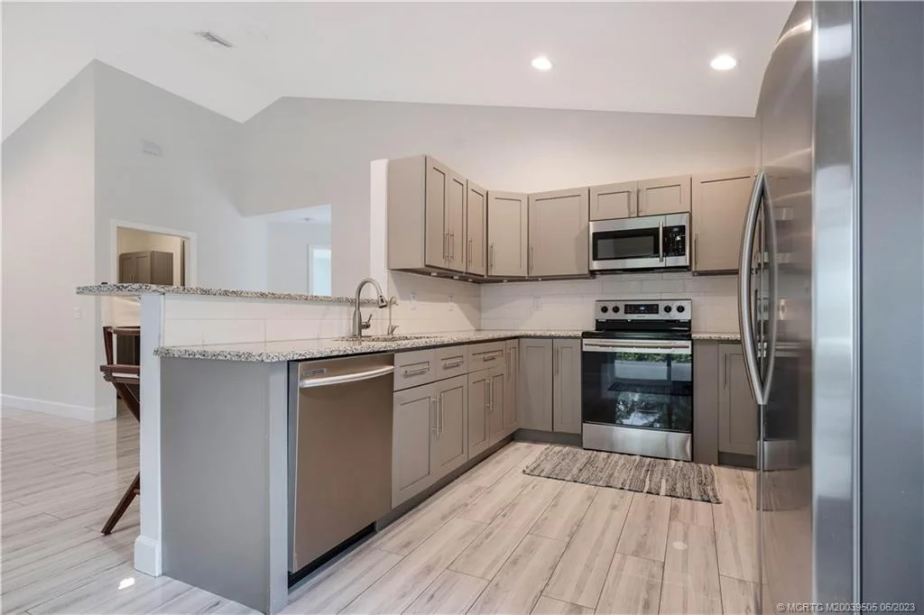Photo of 5413 SE Running Oak Circle