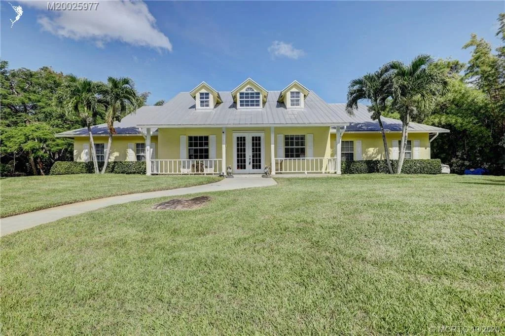 Photo of 1055 SE Salerno Road