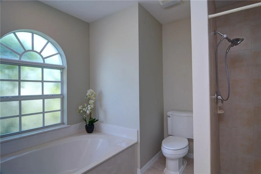 Photo of 8802 SW Avocado Lane