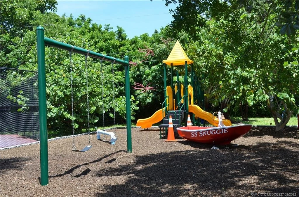 Photo of 124 SE Wells Drive