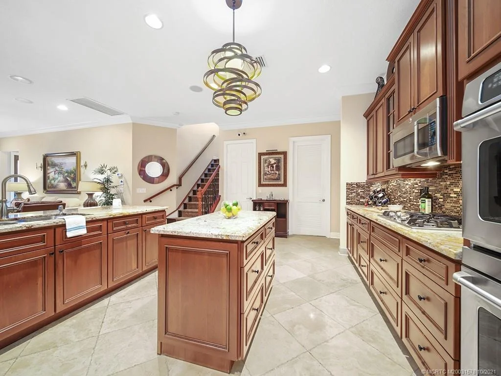 Photo of 7489 SE Belle Maison Drive
