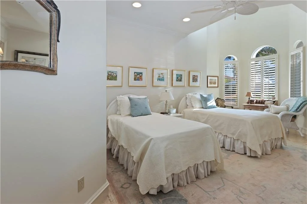 Photo of 7029 SE Harbor Circle