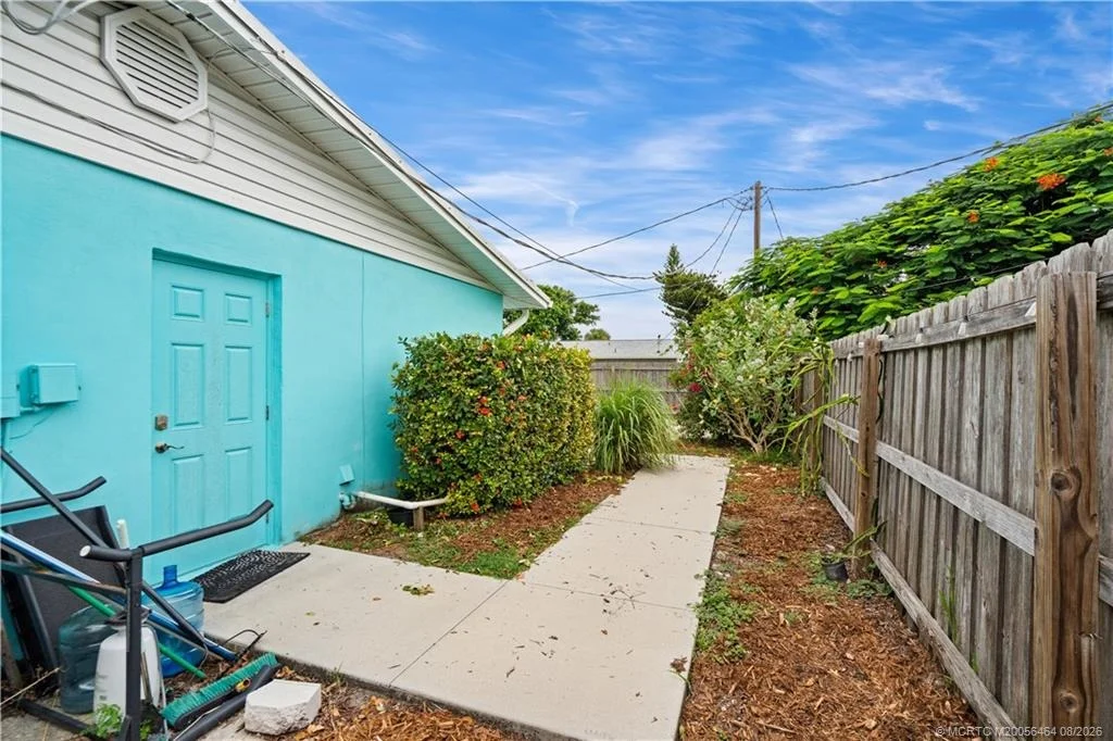 Photo of 1126 SE Alamanda Lane