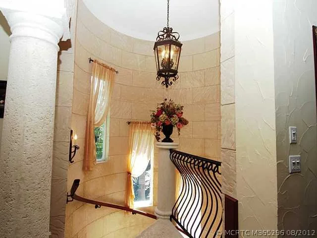 Photo of 15 MIDDLE Road